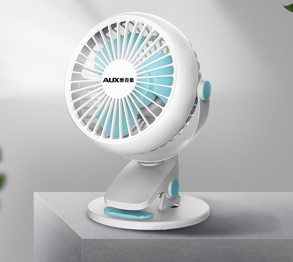 Mini Clip-on USB Desktop Fan - Mamofa Global Store