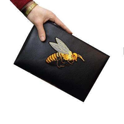 Bee Embroidered Men's Handheld Envelope Bag - Mamofa Global Store