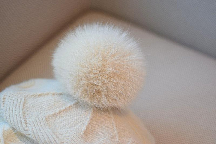 Female Autumn And Winter Knitting Fox Fur Ball Hat - Mamofa Global Store