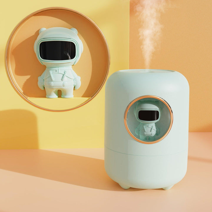 New Mini Spaceman Simple Usb Small Desktop Humidifier Diffuser - Mamofa Global Store